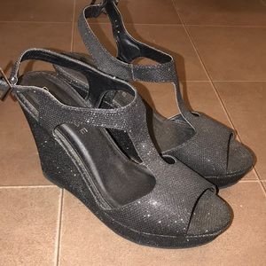 Sparkly black wedges, brand new